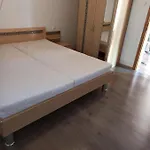 شقة Aniko Apartmanhaz *