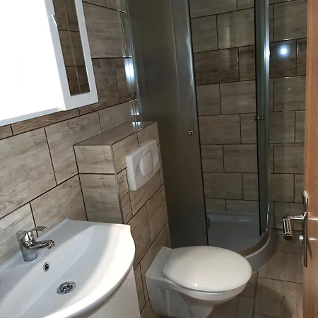 Aniko Apartmanhaz * Balatonfoldvar