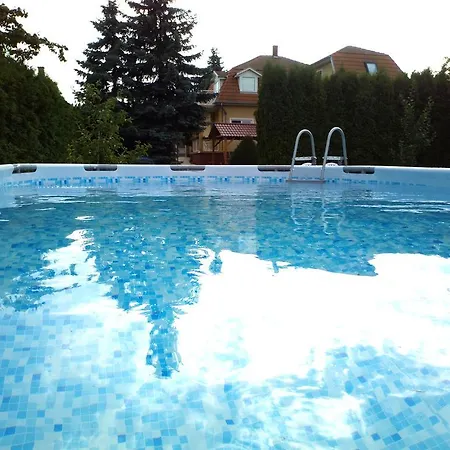 Aniko Apartmanhaz Apartment Balatonfoldvar