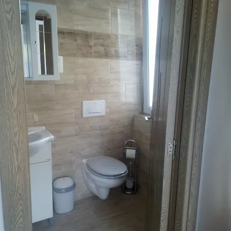 Aniko Apartmanhaz Balatonfoldvar