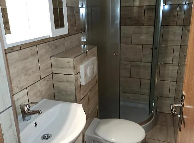 Aniko Apartmanhaz *